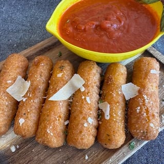 Mozzarella Sticks
